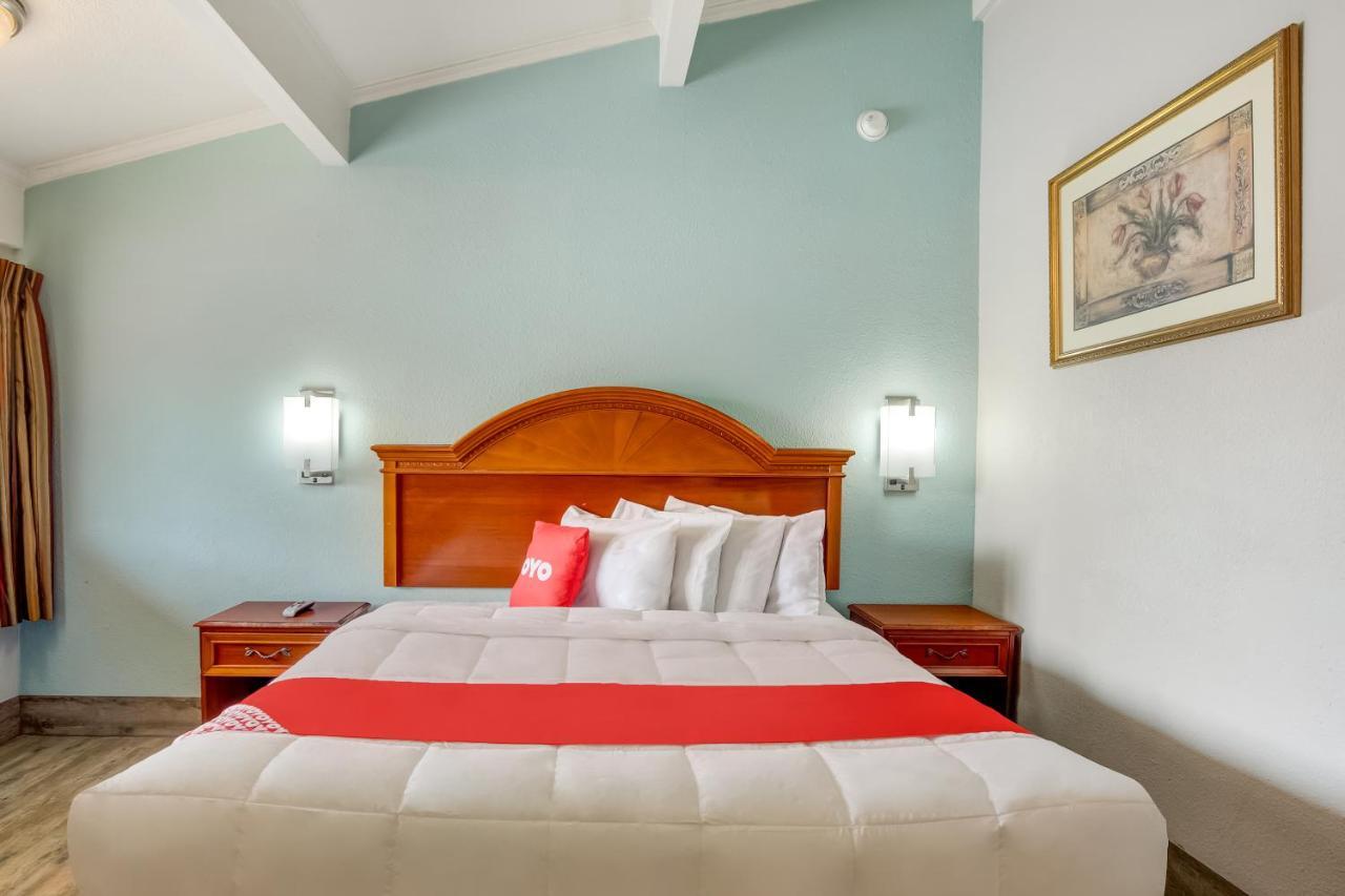 Oyo Hotel Lake Charles La I-10 Dış mekan fotoğraf