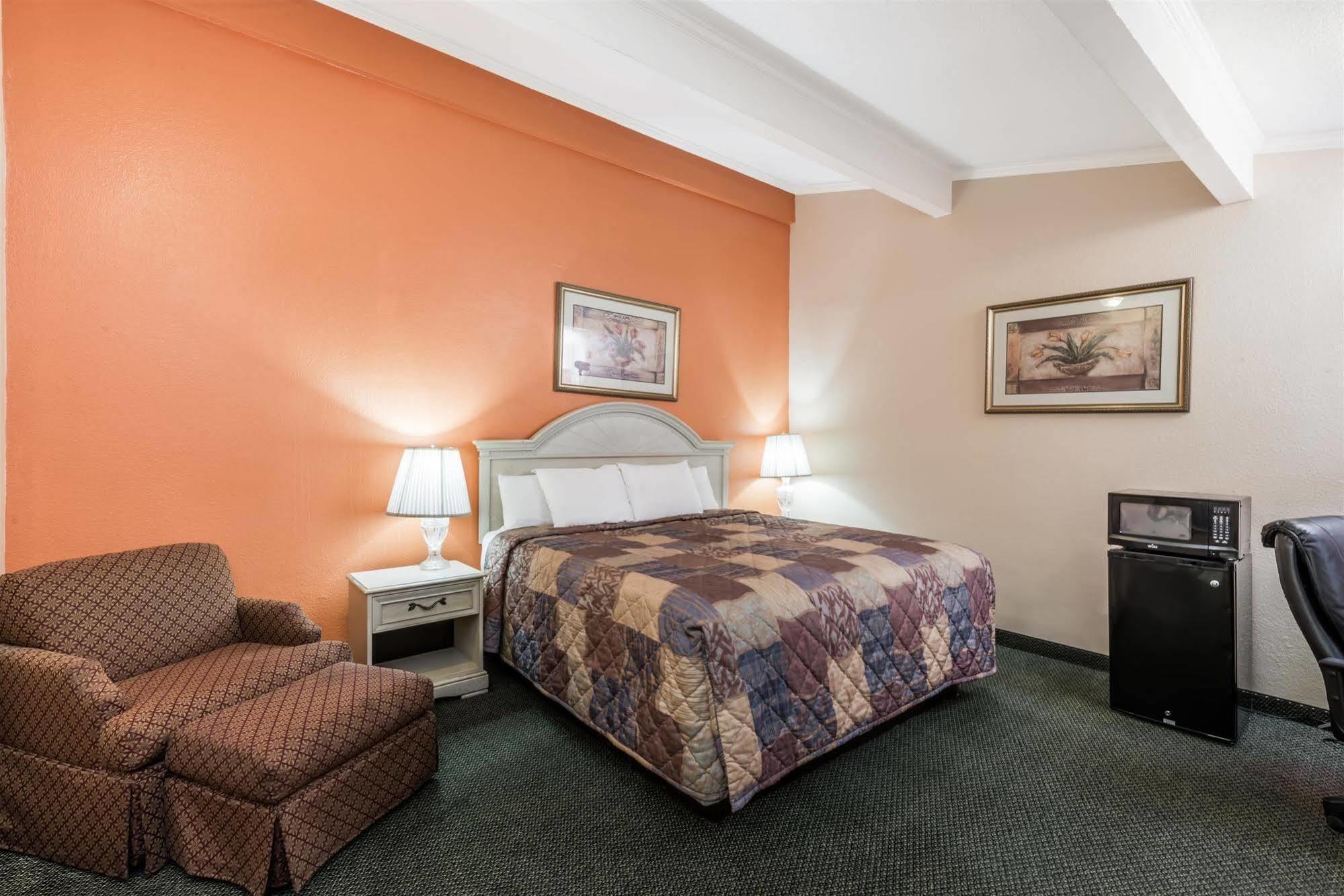 Oyo Hotel Lake Charles La I-10 Dış mekan fotoğraf