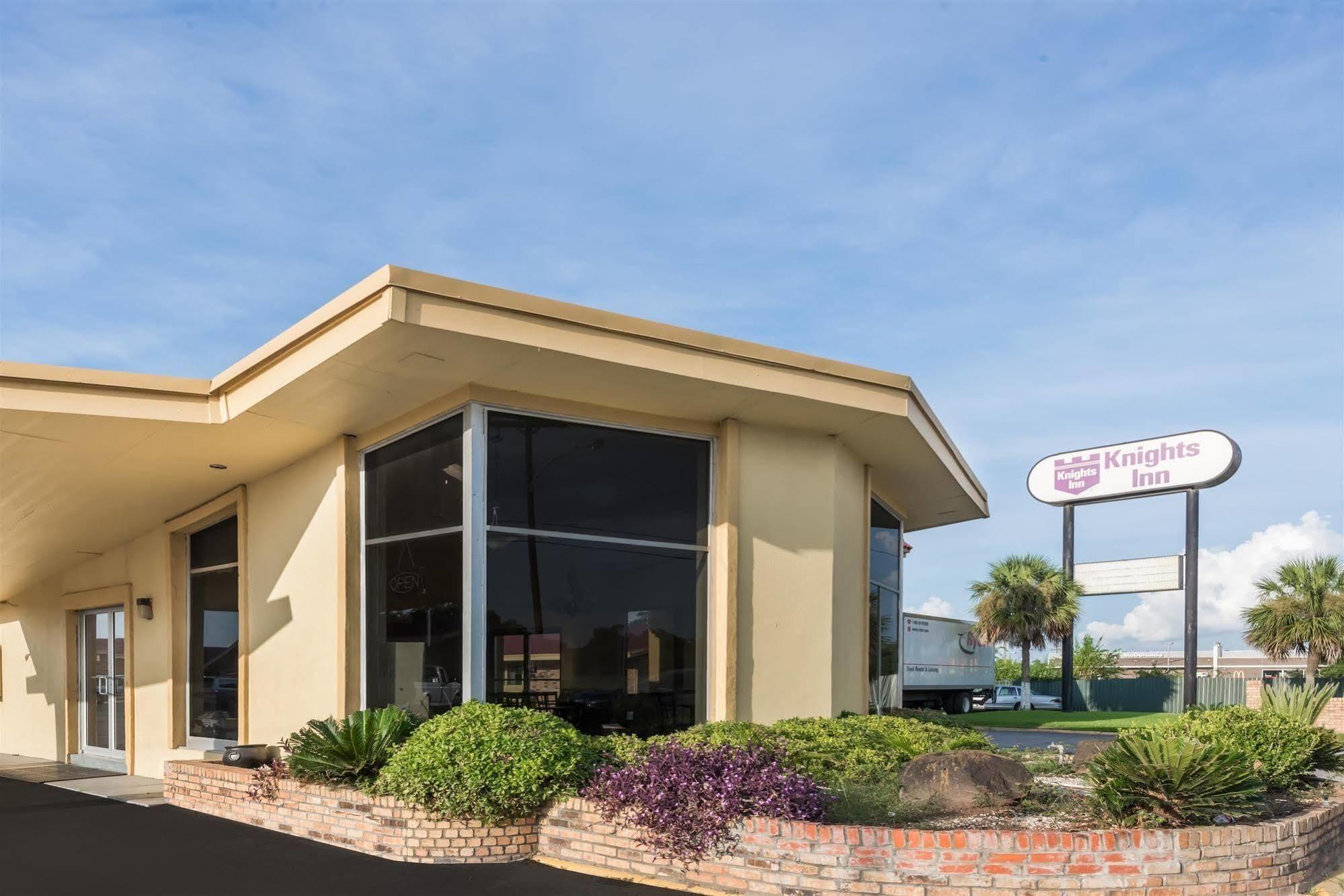 Oyo Hotel Lake Charles La I-10 Dış mekan fotoğraf